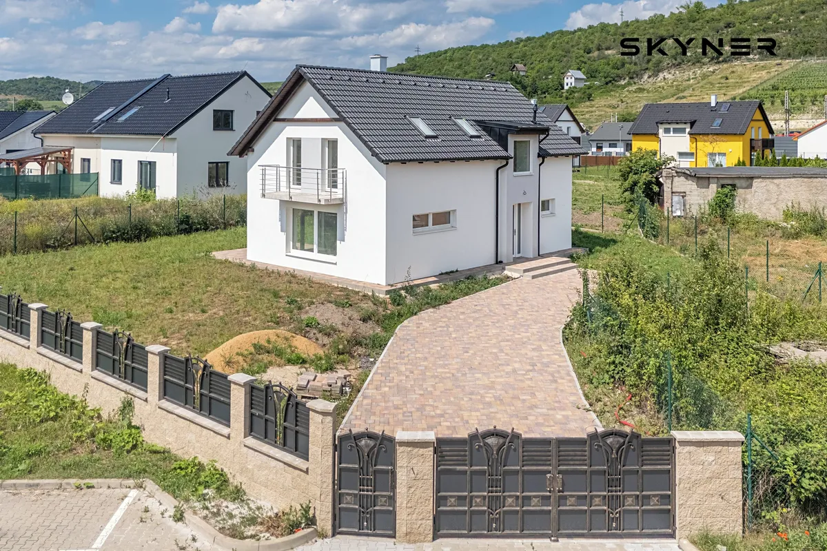 Prodej rodinného domu 130 m², pozemek 494 m²